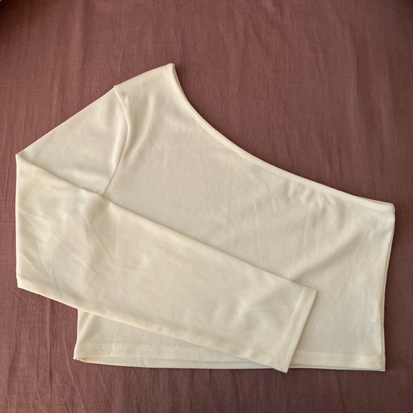 Shein White Ribbed One Sleeve Crop Top - Picture 2 of 4